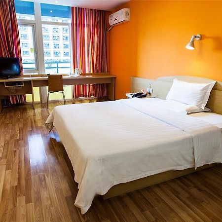 7Days Inn Jiangmen Peng Jiang Qiao North Eksteriør billede