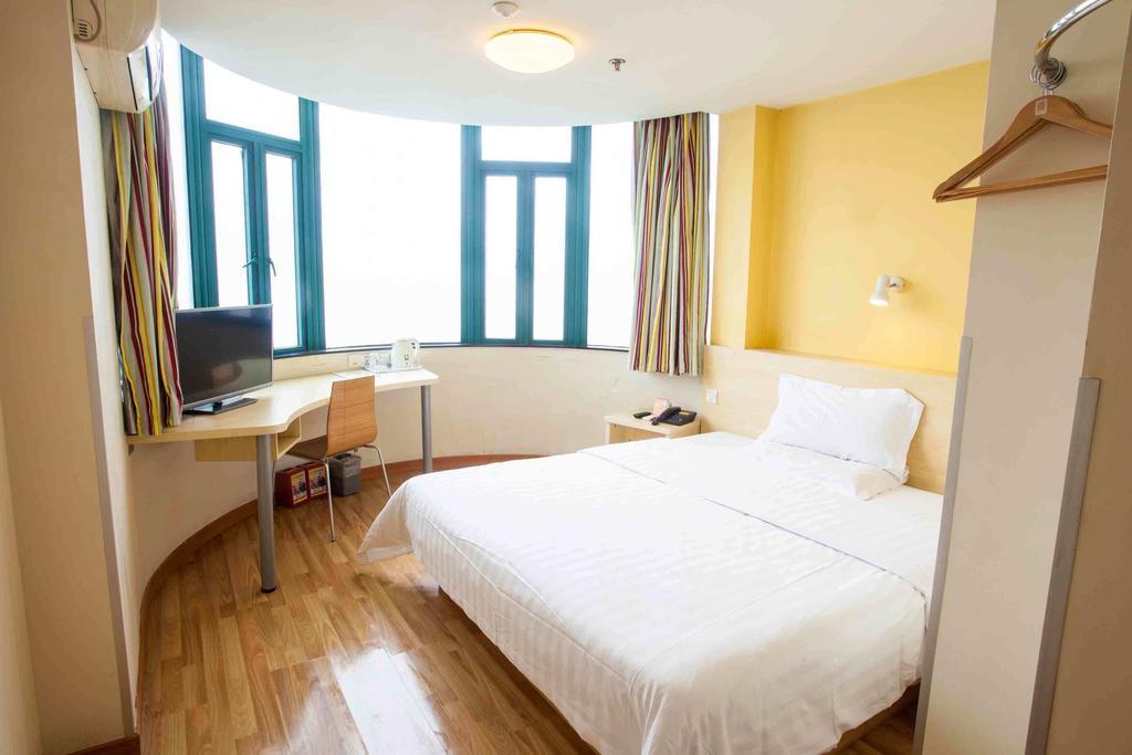 7Days Inn Jiangmen Peng Jiang Qiao North Værelse billede