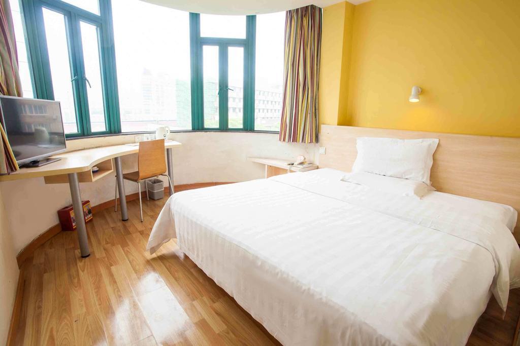 7Days Inn Jiangmen Peng Jiang Qiao North Værelse billede
